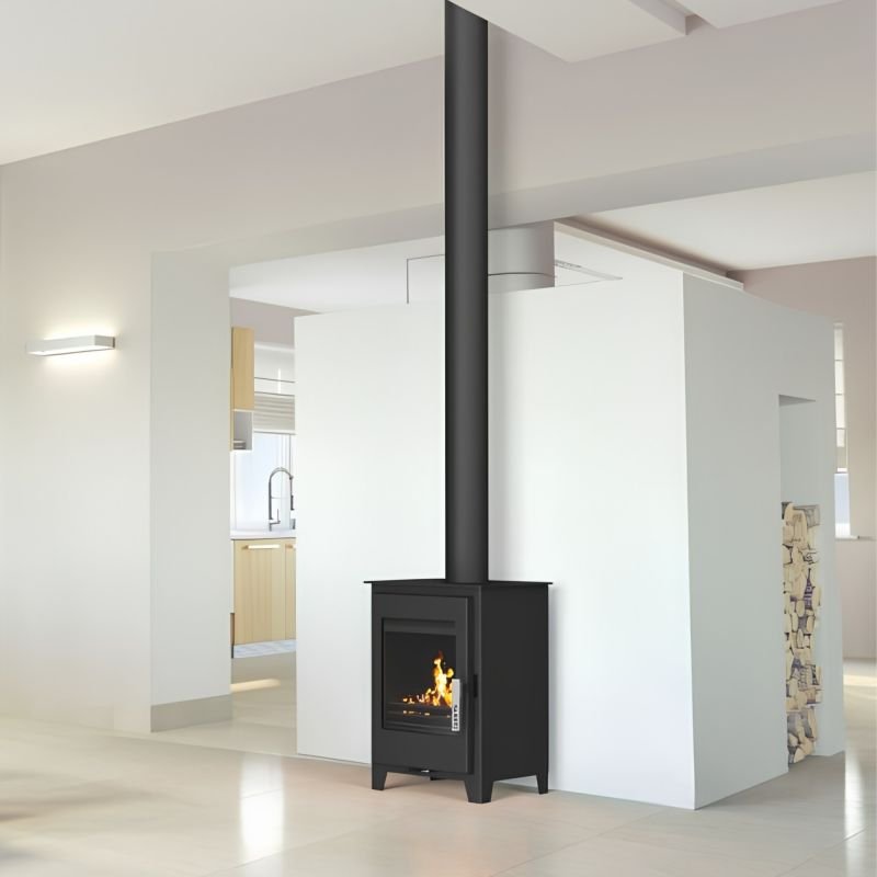 Poêle à bois étanche en fonte - SUPRA Oscar 4.8 kW – Image 1