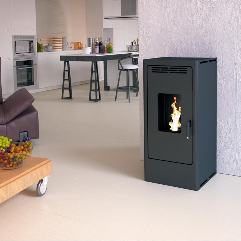 Poêle à granulés étanche fonte - FIREMATIC BR12 10.3 kW – Image 1